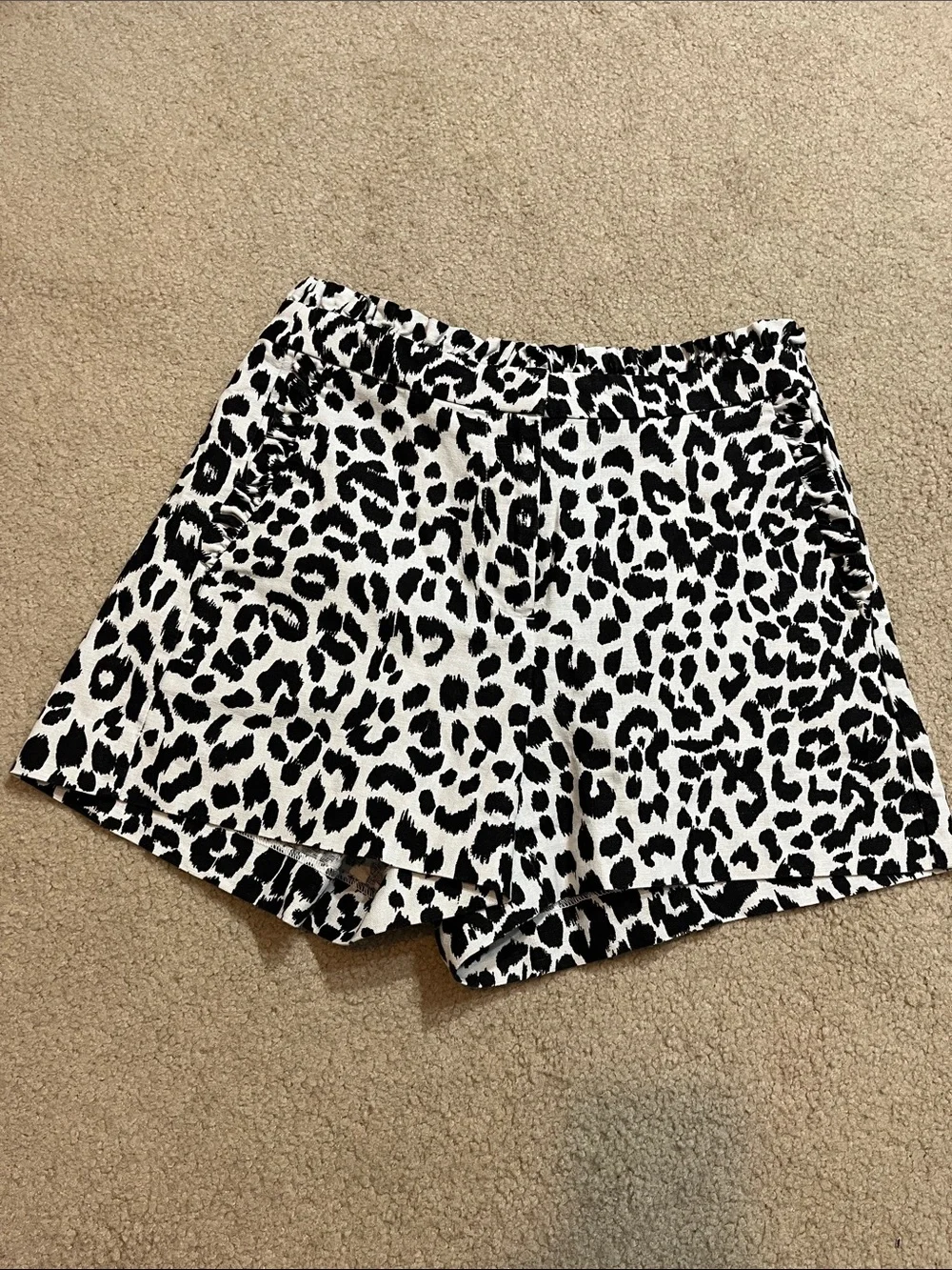 J. Crew Shorts Leopard Print Black & White Linen/Cotton Size 00 LIKE NEW